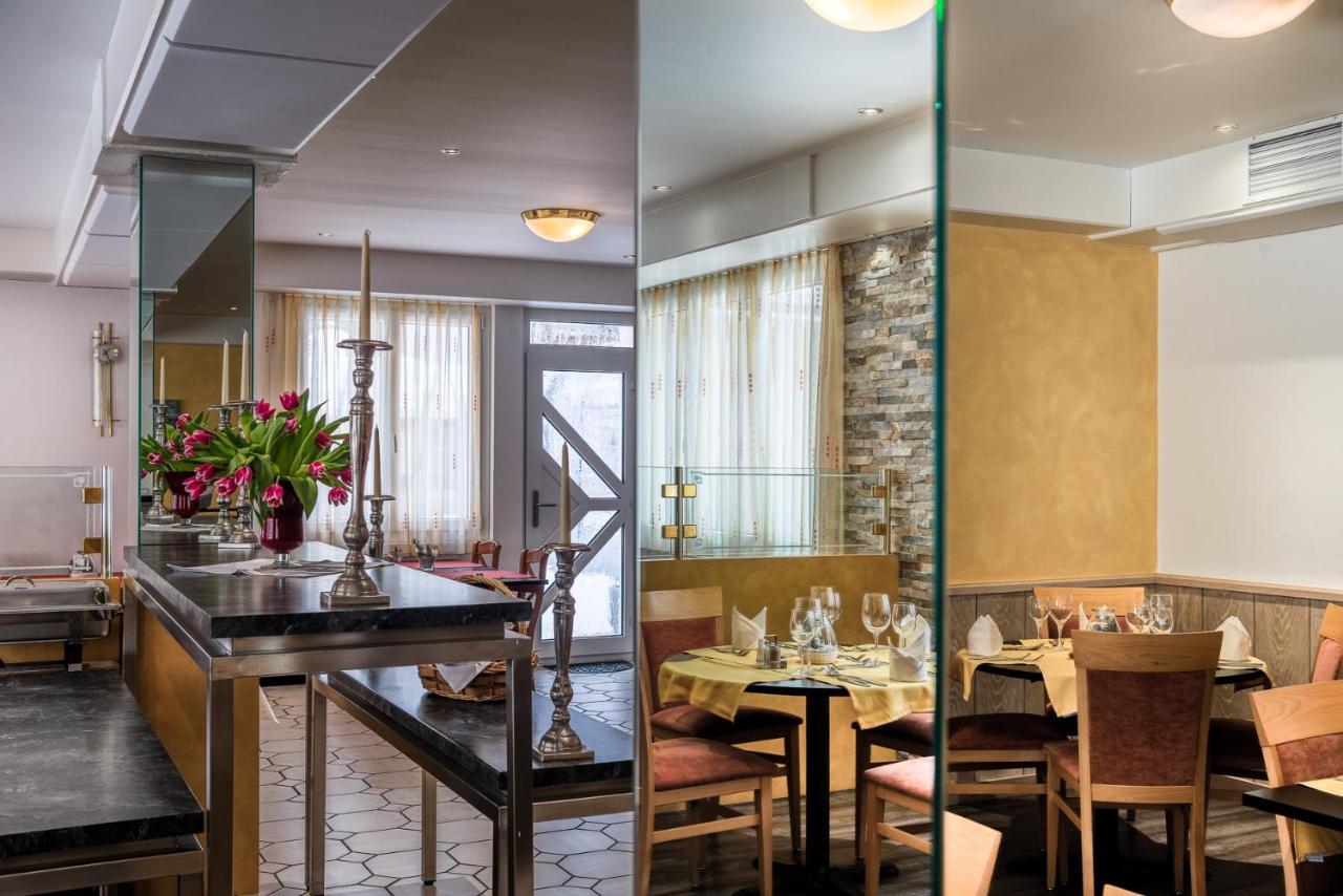 Wellness- Und Schneesporthotel Christiania Saas-Almagell Eksteriør bilde